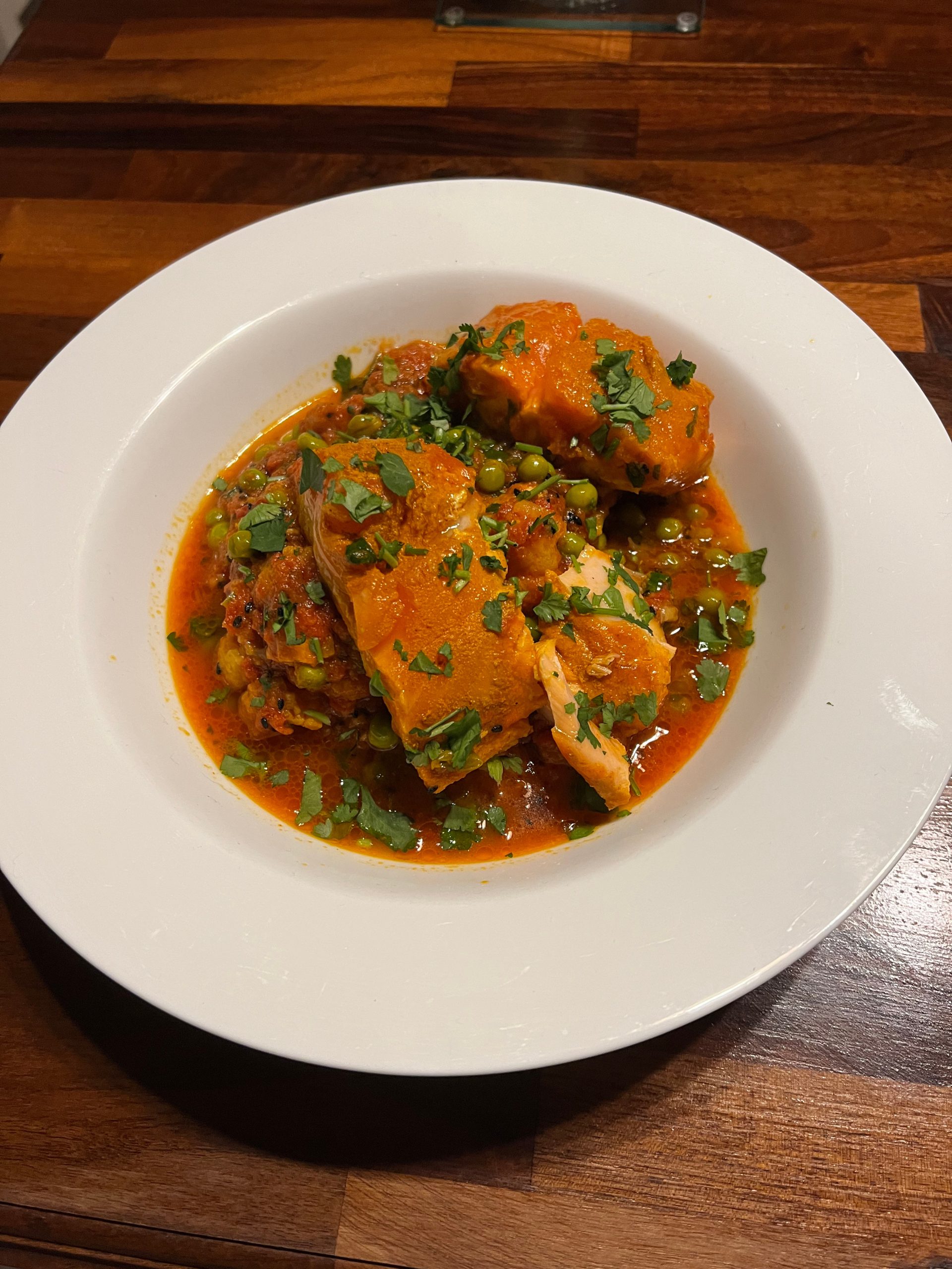 Salmon and Cauliflower Curry