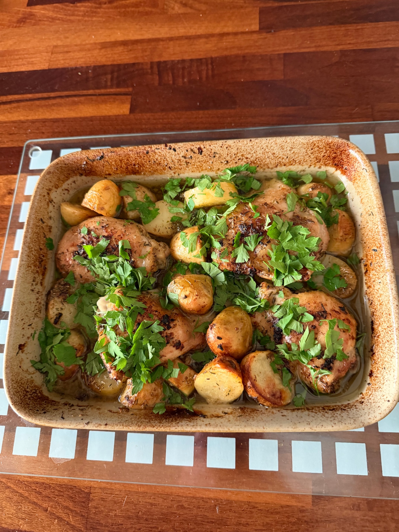 Greek Lemon Chicken (Kotopoulo Lemonato)